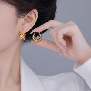 champagne crystal earrings – elegant light luxury ear cuffs